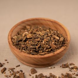 Rhabarberwurzel