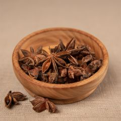 Sternanis